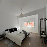 Apartman Moderno En Centro